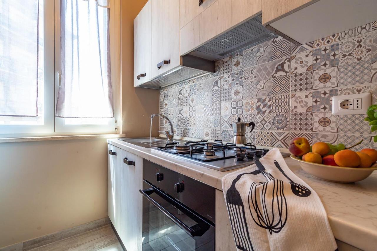 La Casa Rosa Apartment Терни Екстериор снимка